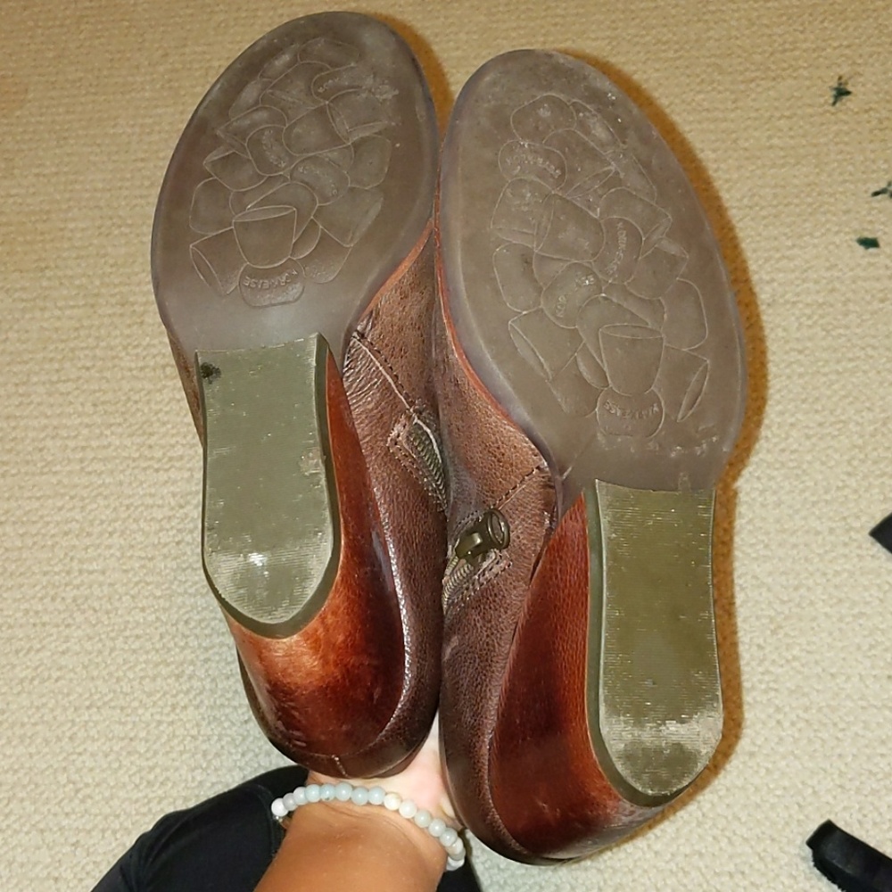 Booties - Picture 4 of 4